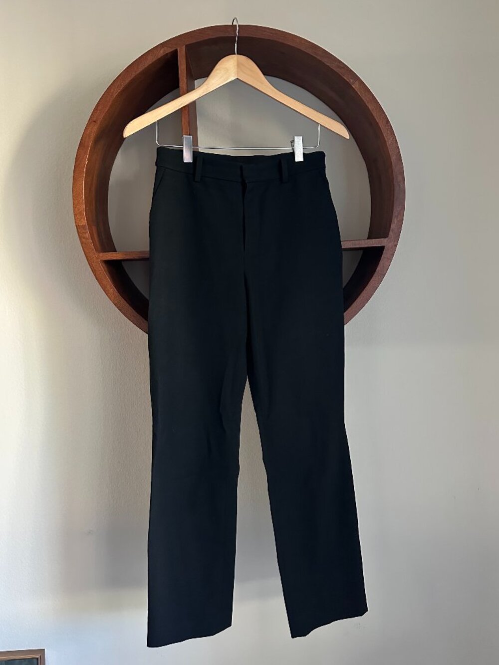 Uniqlo Black Tailored Trousers Pleated Front Straight Leg Stretch Size S